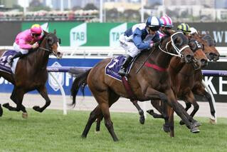 Savacool claims A$150,000 Listed Pioneer Services Rowley Mile (1600m) at Hawkesbury.